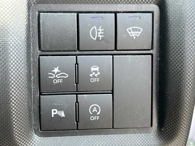トヨタ ライズ Z 山形県 2022(令4)年 2.6万km ブラックマイカメタリック/シャイニングホワイトパール 4WD/衝突被害軽減システム/レーダークルーズコントロール/電動パーキングスイッチ/オートブレーキホールド/ステアリングスイッチ/寒冷地仕様/前席シートヒーター/電動格納ミラー/ウィンカーミラー/スマートキー
