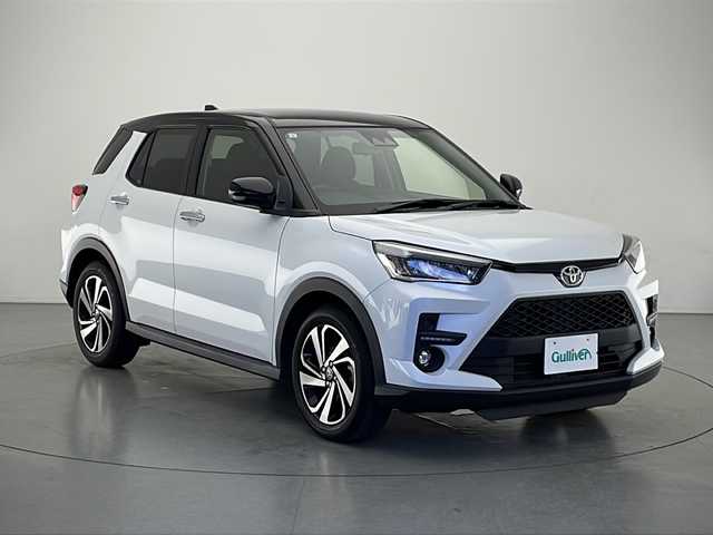 トヨタ ライズ Z 長野県 2022(令4)年 2.6万km ブラックマイカメタリック/シャイニングホワイトパール 4WD/衝突被害軽減システム/レーダークルーズコントロール/電動パーキングスイッチ/オートブレーキホールド/ステアリングスイッチ/寒冷地仕様/前席シートヒーター/電動格納ミラー/ウィンカーミラー/スマートキー