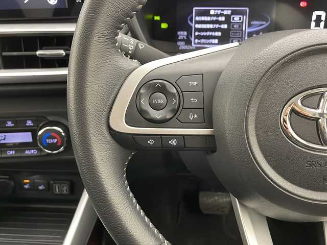トヨタ ライズ Z 長野県 2022(令4)年 2.6万km ブラックマイカメタリック/シャイニングホワイトパール 4WD/衝突被害軽減システム/レーダークルーズコントロール/電動パーキングスイッチ/オートブレーキホールド/ステアリングスイッチ/寒冷地仕様/前席シートヒーター/電動格納ミラー/ウィンカーミラー/スマートキー
