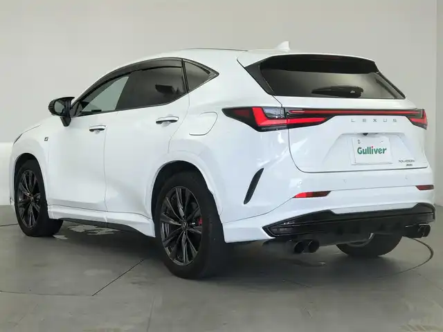 レクサス ＮＸ 450h+ Fスポーツ 愛知県 2023(令5)年 3.4万km ホワイトノーヴァガラスフレーク PHEV/開閉式サンルーフ/Fスポーツオレンジキャリパー/純正外装オプション/フロントスポイラー/エアロミラー/TRD4本出しマフラー/リアスポイラー/プロジェクションカーテシイルミ/純正ディスプレイオーディオ/フルセグTV/ナビ機能付き/HDMI入力/置くだけ充電/デジタルインナーミラー/純正前後ドラレコ/ETC2.0/レクサスセーフティシステム＋/ドアバイザー/純正20インチAW