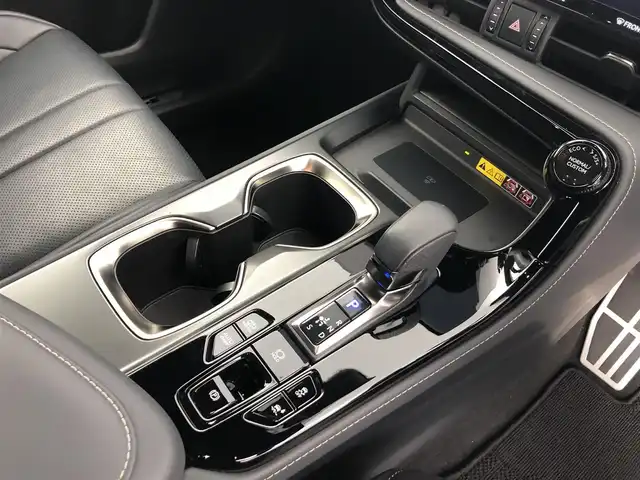 レクサス ＮＸ 450h+ Fスポーツ 愛知県 2023(令5)年 3.4万km ホワイトノーヴァガラスフレーク PHEV/開閉式サンルーフ/Fスポーツオレンジキャリパー/純正外装オプション/フロントスポイラー/エアロミラー/TRD4本出しマフラー/リアスポイラー/プロジェクションカーテシイルミ/純正ディスプレイオーディオ/フルセグTV/ナビ機能付き/HDMI入力/置くだけ充電/デジタルインナーミラー/純正前後ドラレコ/ETC2.0/レクサスセーフティシステム＋/ドアバイザー/純正20インチAW