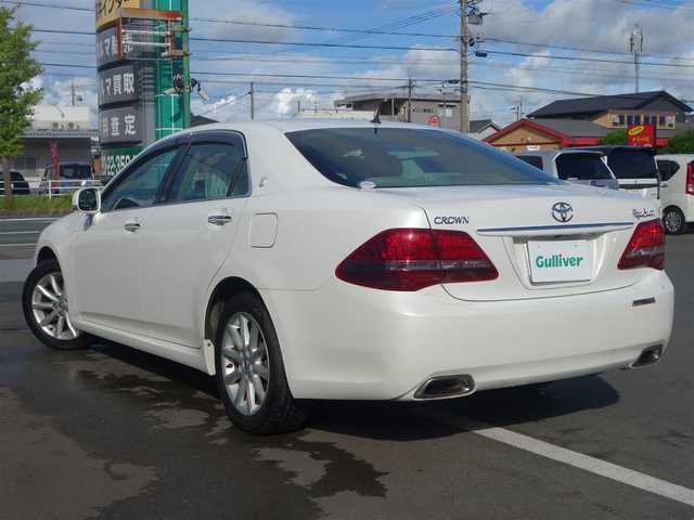 トヨタ クラウン ロイヤル ロイヤルサルーン ナビパッケージ 静岡県 2008(平20)年 5.3万km ホワイトパールクリスタルシャイン ワンオーナー/禁煙車/走行距離53千キロ/純正HDDナビ/　CD/DVD/HDD/MD/フルセグTV/バックカメラ/ビルトインETC/ステアリングリモコン/クルーズコントロール/前席パワーシート/プッシュスタート/スマートキー/純正フロアマット/純正ドアバイザー/取扱説明書/保証書