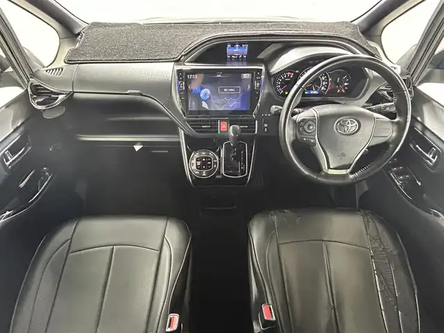 トヨタ ヴォクシー ZS 煌 佐賀県 2017(平29)年 7.3万km ブラック アルパイン10インチナビ/モデリスタエアロ/プリクラッシュセーフティ/レーンキープアシスト/オートハイビーム/クルーズコントロール/コーナーセンサー/バックカメラ/フルセグテレビ/CD/DVD/BT/SD/FM.AM/社外シートカバー/ビルトインETC/純正フロアマット/ドアバイザー/純正16インチアルミホイール/保証書/プッシュスタート/スマートキー