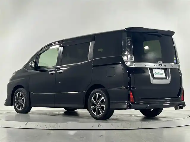 トヨタ ヴォクシー ZS 煌 佐賀県 2017(平29)年 7.3万km ブラック アルパイン10インチナビ/モデリスタエアロ/プリクラッシュセーフティ/レーンキープアシスト/オートハイビーム/クルーズコントロール/コーナーセンサー/バックカメラ/フルセグテレビ/CD/DVD/BT/SD/FM.AM/社外シートカバー/ビルトインETC/純正フロアマット/ドアバイザー/純正16インチアルミホイール/保証書/プッシュスタート/スマートキー