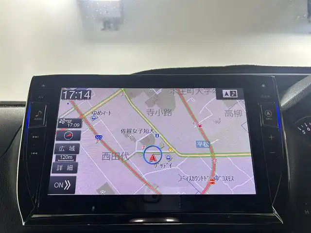 トヨタ ヴォクシー ZS 煌 佐賀県 2017(平29)年 7.3万km ブラック アルパイン10インチナビ/モデリスタエアロ/プリクラッシュセーフティ/レーンキープアシスト/オートハイビーム/クルーズコントロール/コーナーセンサー/バックカメラ/フルセグテレビ/CD/DVD/BT/SD/FM.AM/社外シートカバー/ビルトインETC/純正フロアマット/ドアバイザー/純正16インチアルミホイール/保証書/プッシュスタート/スマートキー