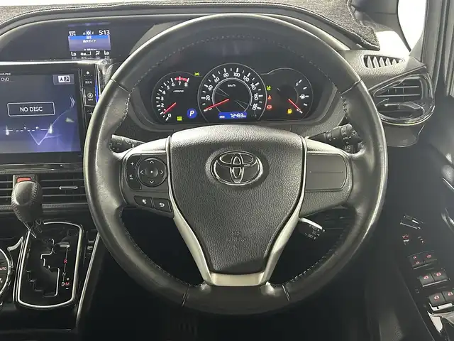 トヨタ ヴォクシー ZS 煌 佐賀県 2017(平29)年 7.3万km ブラック アルパイン10インチナビ/モデリスタエアロ/プリクラッシュセーフティ/レーンキープアシスト/オートハイビーム/クルーズコントロール/コーナーセンサー/バックカメラ/フルセグテレビ/CD/DVD/BT/SD/FM.AM/社外シートカバー/ビルトインETC/純正フロアマット/ドアバイザー/純正16インチアルミホイール/保証書/プッシュスタート/スマートキー