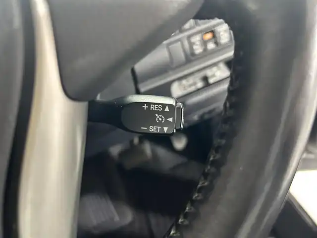 トヨタ ヴォクシー ZS 煌 佐賀県 2017(平29)年 7.3万km ブラック アルパイン10インチナビ/モデリスタエアロ/プリクラッシュセーフティ/レーンキープアシスト/オートハイビーム/クルーズコントロール/コーナーセンサー/バックカメラ/フルセグテレビ/CD/DVD/BT/SD/FM.AM/社外シートカバー/ビルトインETC/純正フロアマット/ドアバイザー/純正16インチアルミホイール/保証書/プッシュスタート/スマートキー