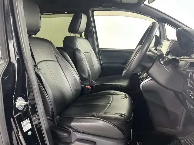 トヨタ ヴォクシー ZS 煌 佐賀県 2017(平29)年 7.3万km ブラック アルパイン10インチナビ/モデリスタエアロ/プリクラッシュセーフティ/レーンキープアシスト/オートハイビーム/クルーズコントロール/コーナーセンサー/バックカメラ/フルセグテレビ/CD/DVD/BT/SD/FM.AM/社外シートカバー/ビルトインETC/純正フロアマット/ドアバイザー/純正16インチアルミホイール/保証書/プッシュスタート/スマートキー