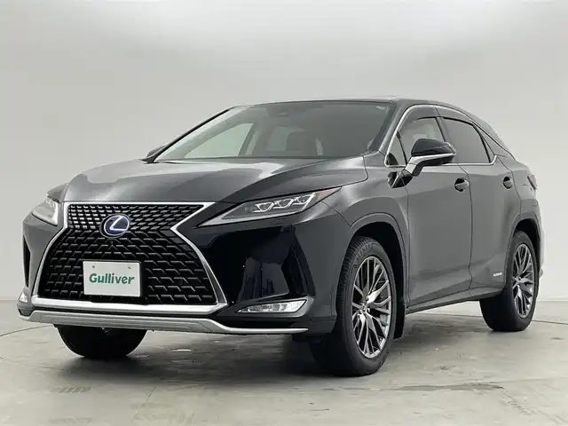 レクサス ＲＸ 450h バージョンL 群馬県 2021(令3)年 3.8万km グラファイトブラックガラスフレーク マークレビンソンサウンド/ムーンルーフ/オーカー内装/AC100V電源/ALPINEデジタルインナーミラー型前後ドライブレコーダー/＝＝＝＝＝/純正12.3インチナビ/・AM/FM/CD/DVD/SD/Bluetooth/フルセグTV/・Miracast/USB/AUX/・パノラミックビューモニター/＝＝＝＝＝/マークレビンソンサウンド　ムーンルーフ　パノラミックビューモニター　純正１２．３インチナビ　オーカー内装　衝突軽減ブレーキ　前席パワーシート／メモリー機能／シートヒーター／ベンチレーション　禁煙車