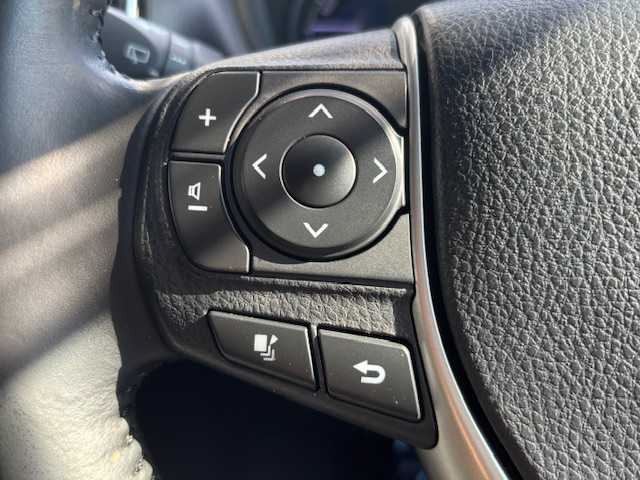 トヨタ ヴォクシー ハイブリッド ZS 煌Ⅱ 宮城県 2020(令2)年 5.7万km ホワイトパールクリスタルシャイン 登録時走行距離56155km/・ＡＬＰＩＮＥ１０ｉｎｔナビ/　CD/DVD/BT/・フルセグテレビ/・衝突軽減ブレーキ/・バックカメラ/・両側パワースライドドア/・コーナーセンサー前後/・ドライブレコーダー前後/・前席シートヒーター/・クルーズコントロール/・プッシュスタート/・スマートキー/・純正フロアマット