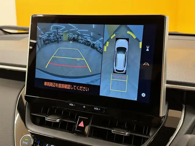 トヨタ カローラ クロス ハイブリッド Z 群馬県 2025(令7)年 0.2万km プラチナホワイトパールマイカ 10.5型純正ナビ(AM/FM BT USB フルセグTV)/追従型クルーズコントロール/パノラマルーフ/全方位カメラ/前席シートヒーター/シートベンチレーション/ステアリングヒーター/ステアリングスイッチ/左右独立温度コントロールオートエアコン/電動パワーバックドア/電動パーキングブレーキ/オートブレーキホールド/ブラインドスポットモニター/LEDヘッドライト/LEDターンライト/LEDクリアランスライト/イルミネーテッドエントリーシステム/充電用端子Type-C/フロントコンソールトレイ/センターコンソーボックス/シートバックポケット/リアセンターアームレスト/プッシュスタート