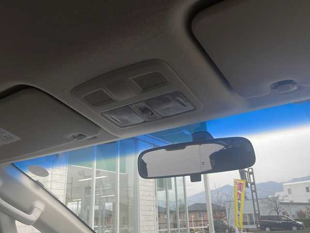 三菱 デリカＤ：５ G パワーパッケージ 福島県 2012(平24)年 10.4万km ウォームホワイトパール 社外SDナビゲーション/・KENWOOD/・フルセグTV/HDMI/BT/SD/CD/DVD/iPod/AM/FM/・SMART USEN/・バックカメラ/・ビルトインETC/D席パワーシート/両側パワースライドドア/・AUTOステップ/3列シート/・ウォークスルー/革張りステアリング/・ステアリングスイッチ/・パドルシフト/電動格納ミラー/・ウィンカーミラー/横滑り防止装置/HIDヘッドライト/・フォグランプ/・オートライト/フロアマット/ドアバイザー/純正18インチAW