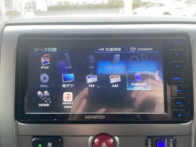 三菱 デリカＤ：５ G パワーパッケージ 福島県 2012(平24)年 10.4万km ウォームホワイトパール 社外SDナビゲーション/・KENWOOD/・フルセグTV/HDMI/BT/SD/CD/DVD/iPod/AM/FM/・SMART USEN/・バックカメラ/・ビルトインETC/D席パワーシート/両側パワースライドドア/・AUTOステップ/3列シート/・ウォークスルー/革張りステアリング/・ステアリングスイッチ/・パドルシフト/電動格納ミラー/・ウィンカーミラー/横滑り防止装置/HIDヘッドライト/・フォグランプ/・オートライト/フロアマット/ドアバイザー/純正18インチAW