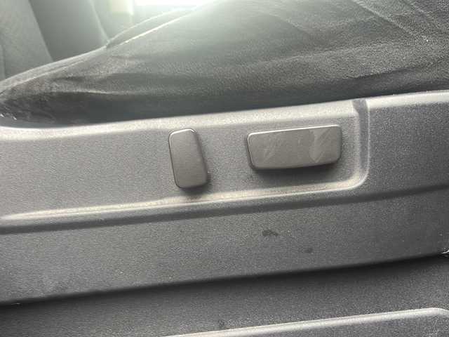 三菱 デリカＤ：５ G パワーパッケージ 福島県 2012(平24)年 10.4万km ウォームホワイトパール 社外SDナビゲーション/・KENWOOD/・フルセグTV/HDMI/BT/SD/CD/DVD/iPod/AM/FM/・SMART USEN/・バックカメラ/・ビルトインETC/D席パワーシート/両側パワースライドドア/・AUTOステップ/3列シート/・ウォークスルー/革張りステアリング/・ステアリングスイッチ/・パドルシフト/電動格納ミラー/・ウィンカーミラー/横滑り防止装置/HIDヘッドライト/・フォグランプ/・オートライト/フロアマット/ドアバイザー/純正18インチAW