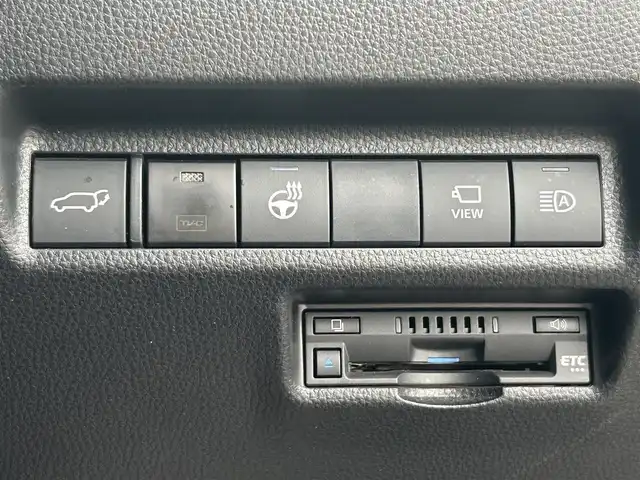 トヨタ ＲＡＶ４ ハイブリッドG 茨城県 2020(令2)年 7.9万km アティチュードブラックマイカ 純正ディスプレイオーディオ＆ナビ機能有/(地デジTV・BT・ラジオ再生)/レーダークルーズコントロール/レーンアシスト/プリクラッシュセーフティ/電動リアゲート/コーナーセンサー/BSM/レザーシート/シートヒーター/ハンドルヒーター/パワーシート/アラウンドビューカメラ/ドライブレコーダー/ETC/純正18inアルミホイール/フロアマット/スマートキー/スペアキー