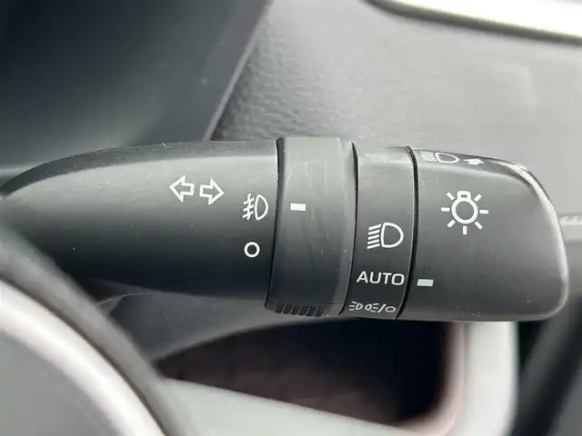 トヨタ ＲＡＶ４ ハイブリッドG 茨城県 2020(令2)年 7.9万km アティチュードブラックマイカ 純正ディスプレイオーディオ＆ナビ機能有/(地デジTV・BT・ラジオ再生)/レーダークルーズコントロール/レーンアシスト/プリクラッシュセーフティ/電動リアゲート/コーナーセンサー/BSM/レザーシート/シートヒーター/ハンドルヒーター/パワーシート/アラウンドビューカメラ/ドライブレコーダー/ETC/純正18inアルミホイール/フロアマット/スマートキー/スペアキー