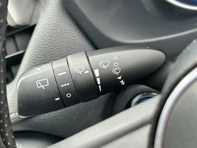 トヨタ ＲＡＶ４ ハイブリッドG 茨城県 2020(令2)年 7.9万km アティチュードブラックマイカ 純正ディスプレイオーディオ＆ナビ機能有/(地デジTV・BT・ラジオ再生)/レーダークルーズコントロール/レーンアシスト/プリクラッシュセーフティ/電動リアゲート/コーナーセンサー/BSM/レザーシート/シートヒーター/ハンドルヒーター/パワーシート/アラウンドビューカメラ/ドライブレコーダー/ETC/純正18inアルミホイール/フロアマット/スマートキー/スペアキー