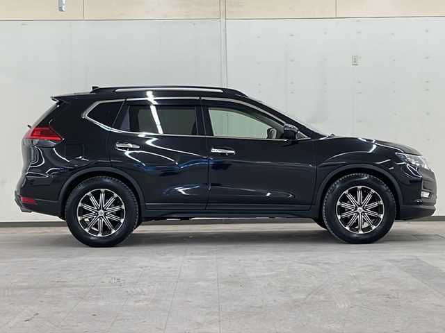 日産 エクストレイル 20X 道央・札幌 2017(平29)年 5.4万km ダイヤモンドブラック ワンオーナー//メモリナビ//ワンセグテレビ//バックカメラ//アイドリングストップ//ウィンカーミラー//クルーズコントロール//サンルーフ//ドアバイザー//プッシュスタート//パワーバックドア//イージークローザー//ETC//エンジンスターター//夏タイヤ付き