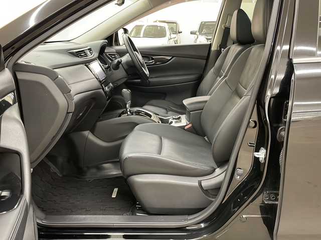 日産 エクストレイル 20X 道央・札幌 2017(平29)年 5.4万km ダイヤモンドブラック ワンオーナー//メモリナビ//ワンセグテレビ//バックカメラ//アイドリングストップ//ウィンカーミラー//クルーズコントロール//サンルーフ//ドアバイザー//プッシュスタート//パワーバックドア//イージークローザー//ETC//エンジンスターター//夏タイヤ付き