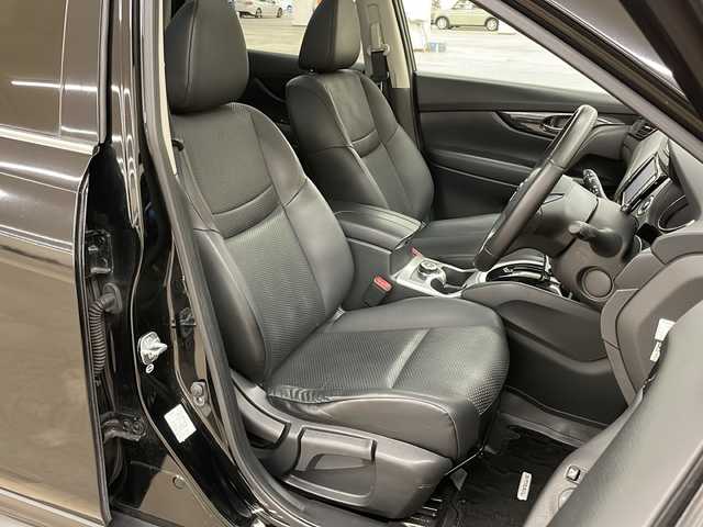 日産 エクストレイル 20X 道央・札幌 2017(平29)年 5.4万km ダイヤモンドブラック ワンオーナー//メモリナビ//ワンセグテレビ//バックカメラ//アイドリングストップ//ウィンカーミラー//クルーズコントロール//サンルーフ//ドアバイザー//プッシュスタート//パワーバックドア//イージークローザー//ETC//エンジンスターター//夏タイヤ付き