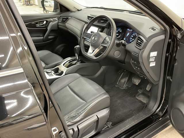 日産 エクストレイル 20X 道央・札幌 2017(平29)年 5.4万km ダイヤモンドブラック ワンオーナー//メモリナビ//ワンセグテレビ//バックカメラ//アイドリングストップ//ウィンカーミラー//クルーズコントロール//サンルーフ//ドアバイザー//プッシュスタート//パワーバックドア//イージークローザー//ETC//エンジンスターター//夏タイヤ付き