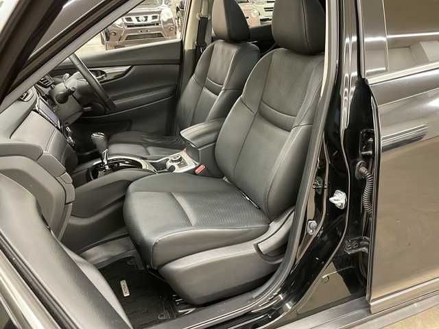 日産 エクストレイル 20X 道央・札幌 2017(平29)年 5.4万km ダイヤモンドブラック ワンオーナー//メモリナビ//ワンセグテレビ//バックカメラ//アイドリングストップ//ウィンカーミラー//クルーズコントロール//サンルーフ//ドアバイザー//プッシュスタート//パワーバックドア//イージークローザー//ETC//エンジンスターター//夏タイヤ付き