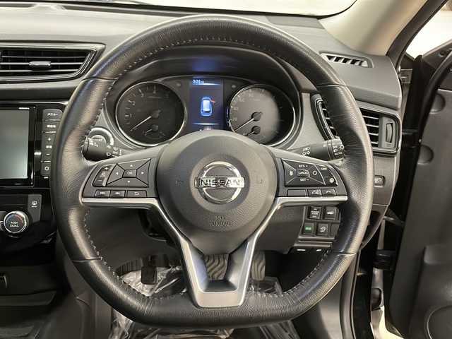 日産 エクストレイル 20X 道央・札幌 2017(平29)年 5.4万km ダイヤモンドブラック ワンオーナー//メモリナビ//ワンセグテレビ//バックカメラ//アイドリングストップ//ウィンカーミラー//クルーズコントロール//サンルーフ//ドアバイザー//プッシュスタート//パワーバックドア//イージークローザー//ETC//エンジンスターター//夏タイヤ付き