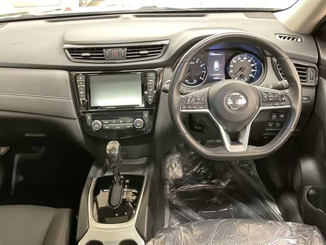 日産 エクストレイル 20X 道央・札幌 2017(平29)年 5.4万km ダイヤモンドブラック ワンオーナー//メモリナビ//ワンセグテレビ//バックカメラ//アイドリングストップ//ウィンカーミラー//クルーズコントロール//サンルーフ//ドアバイザー//プッシュスタート//パワーバックドア//イージークローザー//ETC//エンジンスターター//夏タイヤ付き