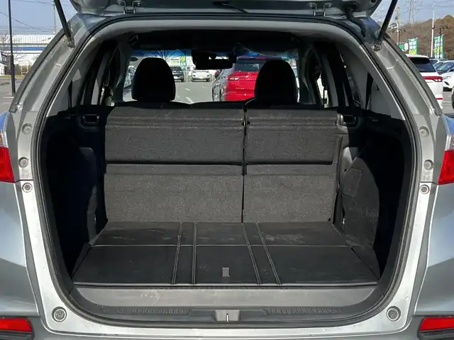 ホンダ シャトル ハイブリッド X 道央・札幌 2015(平27)年 15万km ティンテッドシルバーM ４WD/ワンオーナー/純正ディーラーOPナビ/CD/DVD/BT/フルセグ/衝突被害軽減ブレーキ/横滑り防止装置/クルーズコントロール/バックカメラ/ETC/ドライブレコーダー/アイドリングストップ/ECONモード/ワイパーデアイサー/ハーフレザーシート/革巻きステアリング/ステアリングリモコン/パドルシフト/MTモード付AT/プッシュスタート/スマートキー/HIDヘッドライト/オートライト/フォグランプ/電動格納ミラー/ヒーテッドドアミラー/ウィンカーミラー/純正フロアマット/ドアバイザー/スペアキー/純正エンジンスターター/純正AW付冬タイヤ積込/185/60/R15/2023年/山5mm