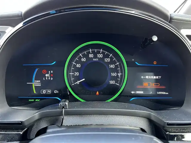 ホンダ シャトル ハイブリッド X 道央・札幌 2015(平27)年 15万km ティンテッドシルバーM ４WD/ワンオーナー/純正ディーラーOPナビ/CD/DVD/BT/フルセグ/衝突被害軽減ブレーキ/横滑り防止装置/クルーズコントロール/バックカメラ/ETC/ドライブレコーダー/アイドリングストップ/ECONモード/ワイパーデアイサー/ハーフレザーシート/革巻きステアリング/ステアリングリモコン/パドルシフト/MTモード付AT/プッシュスタート/スマートキー/HIDヘッドライト/オートライト/フォグランプ/電動格納ミラー/ヒーテッドドアミラー/ウィンカーミラー/純正フロアマット/ドアバイザー/スペアキー/純正エンジンスターター/純正AW付冬タイヤ積込/185/60/R15/2023年/山5mm