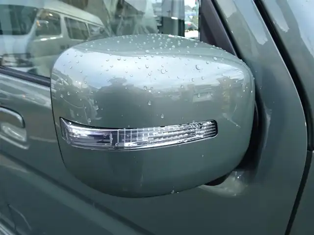 スズキ エブリィ ワゴン PZターボ スペシャル 千葉県 2025(令7)年 0.1千km 緑 【】届出済未使用車】/純正ディスプレイオーディオ/・Bluetooth/・バックカメラ/・FM/AMラジオ/スズキセーフティサポート/両側パワースライドドア/オートステップ/コーナーセンサー/ハイルーフ/プッシュスタート/スマートキー2本/ウィンカーミラー/LEDヘッドライト/USB入力端子/保証書/取扱説明書