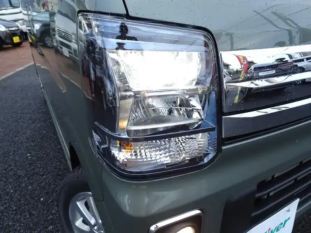 スズキ エブリィ ワゴン PZターボ スペシャル 千葉県 2025(令7)年 0.1千km 緑 【】届出済未使用車】/純正ディスプレイオーディオ/・Bluetooth/・バックカメラ/・FM/AMラジオ/スズキセーフティサポート/両側パワースライドドア/オートステップ/コーナーセンサー/ハイルーフ/プッシュスタート/スマートキー2本/ウィンカーミラー/LEDヘッドライト/USB入力端子/保証書/取扱説明書