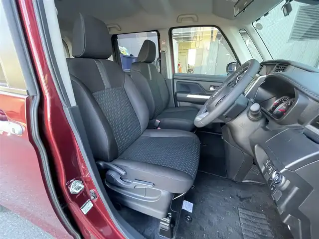 トヨタ ルーミー カスタムG 滋賀県 2020(令2)年 3.8万km ブラックマイカメタリック/ファイアークォーツレッドメタリック 純正7インチナビ/【Bluetooth/CD/DVD/フルセグTV】/両側パワースライドドア/バックカメラ/クリアランスソナー/追従クルーズコントロール/レーンディパーチャーアラート/衝突軽減ブレーキ/前後ドライブレコーダー/ビルトインETC/プッシュスタート/スマートキー/ステアリングリモコン