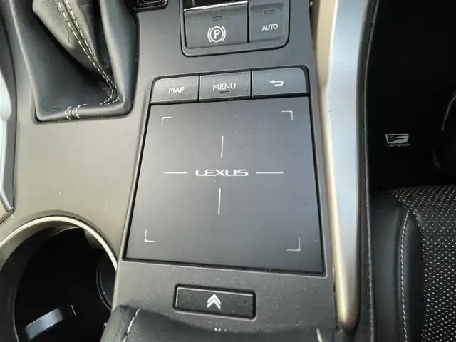 レクサス ＮＸ 300h Fスポーツ 大阪府 2019(平31)年 2.6万km グラファイトブラックガラスフレーク 純正10.3インチナビ /バックカメラ /前後ドライブレコーダー /ETC2.0 /サンルーフ /黒革シート /パワーバックドア /クルーズコントロール/BSM /シートヒーター /エアシート/パワーシート /ステアリングヒーター /純正フロアマット/純正18インチAW/LEDヘッド・フォグ/取説・保証書/スペアキー