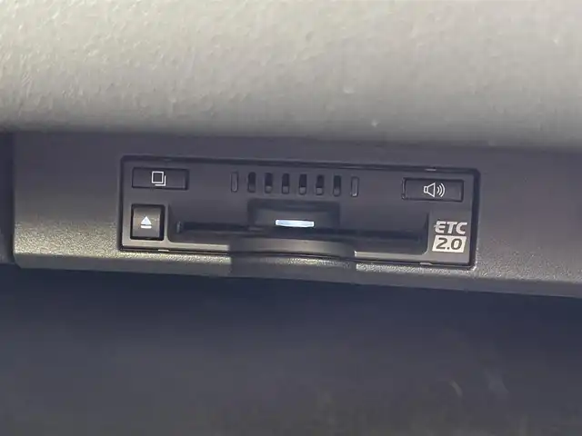 レクサス ＮＸ 300h Fスポーツ 大阪府 2019(平31)年 2.6万km グラファイトブラックガラスフレーク 純正10.3インチナビ /バックカメラ /前後ドライブレコーダー /ETC2.0 /サンルーフ /黒革シート /パワーバックドア /クルーズコントロール/BSM /シートヒーター /エアシート/パワーシート /ステアリングヒーター /純正フロアマット/純正18インチAW/LEDヘッド・フォグ/取説・保証書/スペアキー