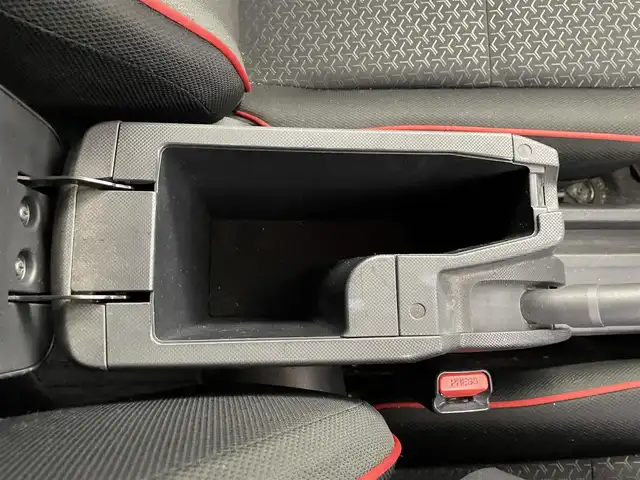 トヨタ ライズ G 熊本県 2020(令2)年 8.2万km ナチュラルベージュマイカM ９型ディスプレイオーディオ/フルセグ/Ｂｌｕｅｔｏｏｔｈ/ａｐｐｌｅｃａｒｐｌａｙ　/バックカメラ　/ビルトインＥＴＣ　/スマートアシスト　/・車線逸脱警報　/・前後コーナーセンサー　/・衝突被害軽減ブレーキ/オートマチックハイビーム/ステアリングリモコン