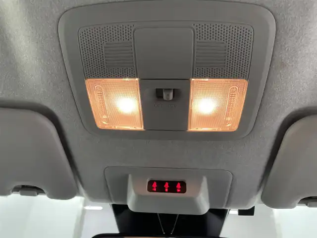 トヨタ ライズ G 熊本県 2020(令2)年 8.2万km ナチュラルベージュマイカM ９型ディスプレイオーディオ/フルセグ/Ｂｌｕｅｔｏｏｔｈ/ａｐｐｌｅｃａｒｐｌａｙ　/バックカメラ　/ビルトインＥＴＣ　/スマートアシスト　/・車線逸脱警報　/・前後コーナーセンサー　/・衝突被害軽減ブレーキ/オートマチックハイビーム/ステアリングリモコン