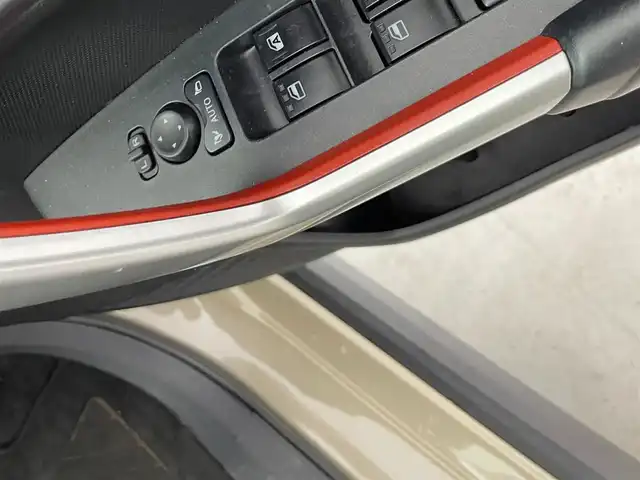 トヨタ ライズ G 熊本県 2020(令2)年 8.2万km ナチュラルベージュマイカM ９型ディスプレイオーディオ/フルセグ/Ｂｌｕｅｔｏｏｔｈ/ａｐｐｌｅｃａｒｐｌａｙ　/バックカメラ　/ビルトインＥＴＣ　/スマートアシスト　/・車線逸脱警報　/・前後コーナーセンサー　/・衝突被害軽減ブレーキ/オートマチックハイビーム/ステアリングリモコン