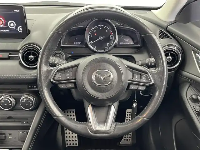 マツダ ＣＸ－３ XDプロアクティブSパッケージ 大分県 2018(平30)年 8.3万km マシーングレープレミアムM 純正ＳＤナビ　/（ＡＭ　ＦＭ　ＢＴ　ＣＤ　ＤＶＤ　ＤＴＶ）　/アラウンドビューモニター　/ヘッドアップディスプレイ　/パワーシートＤ席　/シートヒーターＤＮ席　/ハンドルヒーター　/レーダークルーズコントロール/ＥＴＣ/純正アルミホイール/純正フロアマット/レーンキープアシスト/オートライト/コーナーセンサー前後/ドライブレコーダー前後/横揺れ防止装置