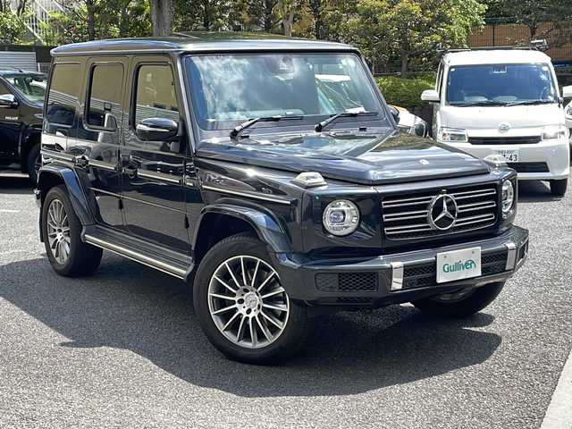 メルセデス・ベンツ ゲレンデヴァーゲン Ｇ４００ｄ AMGライン 東京都 2021(令3)年 3万km マグネタイトブラック ラグジュアリーパッケージ（・ガラススライディングルーフ・ブルメスターサラウンドサウンドシステム（15スピーカー））/レーダーセーフティパッケージ（・アクティブブレーキアシスト・PRE-SEFE・PRE-SAFEサウンド・アウティブレーンキーピングアシスト・ブラインドスポットアシスト・アクティブディスタンスアシストディストロニック・衝突警告・道路標識アシスト・パークトロニック）/アダプティブダンピングシステム/ワンオーナー/保証書・取説・スマートキー×2/革巻きステア・オートチルト・パドルシフト/アイドリングストップ/アダプティブクルーズコントロール/赤ステッチ入り黒レザーシート・レッドシートベルト/前席メモリ付パワーシート・全席シートヒーター/COMANDシステム・12.3インチコックピットディスプレイ/HDDナビ（１２。３インチ）・フルセグTV/SD/USB×2/BT/AppleCarPlay/AndroidAuto/ビルトインETC（2.0）/ユピテル前後ドラレコ/ダイナミックセレクト/AMG20インチアルミ/マルチビームLEDライト・オートライト・リアフォグ/トノカバー/背面タイヤハードカバー