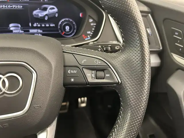 アウディ Ｑ５ 40TDIクワトロ スポーツ 岡山県 2020(令2)年 3.6万km ミトスブラックメタリック ヴァーチャルコックピット/AUDIドライブセレクト/パーキングエイド/ヒルディセントコントロール/ACC渋滞アシスト/エフィシエンシアシスト/AUDIプレセンス/AUDIサイドアシスト/AUDIアクティブレーンアシスト/レインセンサー/トリプルゾーンAC/全席シートヒーター/パワーテールゲート/ブレーキオートホールド/パノラマサンルーフ/純正ナビ/全周囲カメラ