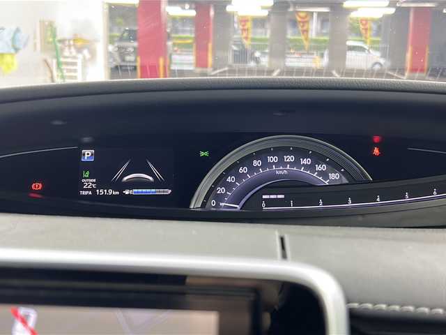 トヨタ エスティマ アエラス プレミアム 愛知県 2017(平29)年 8.2万km ブラック 純正10型ナビ【Bluetooth CD DVD SD フルセグ 品番：/NSZN-Z66T】/フリップダウンモニター【12.1インチ 品番：V12T-R66C】/ビルトインETC/前後ドライブレコーダー/両側パワースライドドア/トヨタセーフティセンス/・衝突軽減ブレーキ/・オートマチックハイビーム/・レーンキープアシスト/横滑り防止装置/LEDライト/オートライト/純正ドアバイザー/純正フロアマット/禁煙車