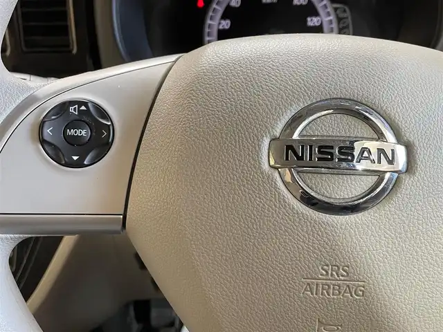 日産 デイズ ルークス X 岩手県 2017(平29)年 10.7万km ホワイトパール ワンオーナー/４WD/全周囲モニター/左側パワースライドドア/ロールサンシェード/シートヒーター/横滑り防止装置/アイドリングストップ/純正ナビ/（CD/DVD/フルセグ/Bluetooth）/ドライブレコーダー/オートエアコン/オートライト/14インチスチールホイール/純正ホイールキャップ