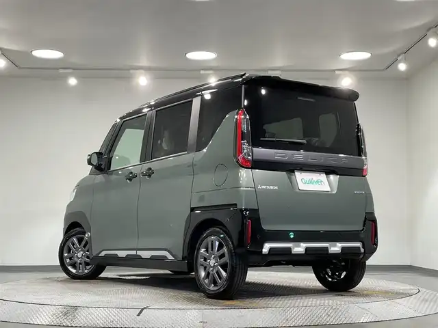 三菱 デリカミニ T プレミアム 愛知県 2025(令7)年 0.1万km未満 緑 届出済未使用車/純正９インチディスプレイオーディオ/マイパイロット/衝突軽減ブレーキ/両側パワースライドドア/アラウンドビューモニター/レーダークルーズコントロール/レーンキープアシスト/踏み間違い防止システム/コーナーセンサー/デジタルインナーミラー/天井サーキュレーター/シートヒーター/ハンドルヒーター/パドルシフト/リアシェード/サイドデカール/アイドリングストップ