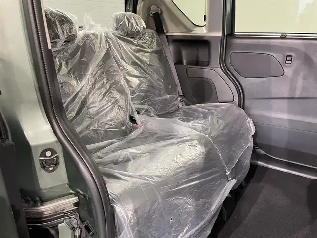 三菱 デリカミニ T プレミアム 愛知県 2025(令7)年 0.1万km未満 緑 届出済未使用車/純正９インチディスプレイオーディオ/マイパイロット/衝突軽減ブレーキ/両側パワースライドドア/アラウンドビューモニター/レーダークルーズコントロール/レーンキープアシスト/踏み間違い防止システム/コーナーセンサー/デジタルインナーミラー/天井サーキュレーター/シートヒーター/ハンドルヒーター/パドルシフト/リアシェード/サイドデカール/アイドリングストップ