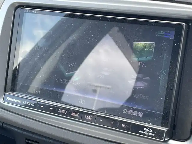 トヨタ ヴィッツ F 滋賀県 2011(平23)年 10.7万km グレーメタリック 社外SDナビ/・AM/FM/・Bluetooth/・Blu-ray/・CD/DVD/前後ドラレコ/LEDヘッドライト/オートライト/フォグライト/電動格納ミラー