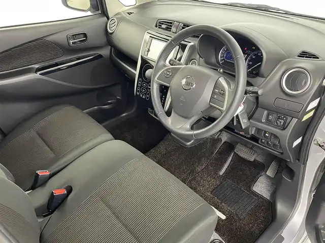 日産 デイズ ハイウェイスターG ターボ 福島県 2017(平29)年 2万km クールシルバー 純正メモリーナビゲーション/型式：MM316D-W/【CD/DVD/Bluetooth/SD/AUX/フルセグTV】/・全方位カメラ/・ETC/・前方純正ドライブレコーダー/衝突軽減ブレーキ/クルーズコントロール/ターボ/純正サイドエアロ/純正15インチアルミホイール/オートマチックハイビーム/・オートライト/・HIDヘッドライト/ABS/横滑り防止装置/アイドリングストップ/プッシュスタート/・スマートキー/・スペアキー