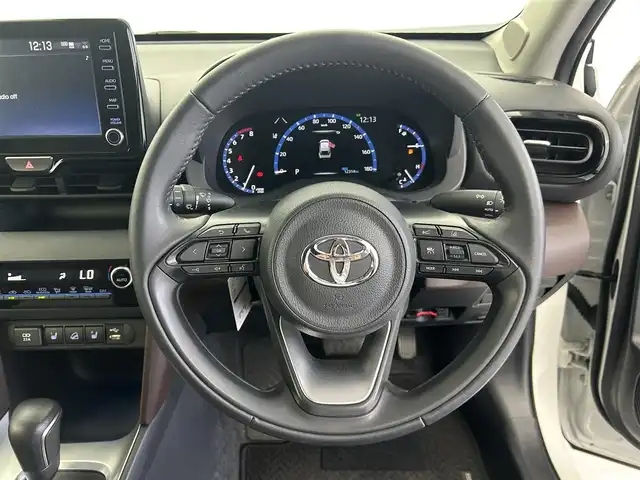 トヨタ ヤリスクロス Z 福井県 2022(令4)年 1.3万km ホワイトパールクリスタルシャイン デイスプレイオーディオ/【AM/FM/CBluetooth/USB】/バックカメラ/ETC/トヨタセーフティセンス/・衝突軽減ブレーキ/・車線逸脱警報機能/・クルーズコントロール（追従有）/プッシュスタート/スマートキー/オートライト/オートハイビーム/LEDヘッドライド/パワーシート（運転席）/シートヒーター（運転席/助手席）/パワーバックドア/ドライブレコーダー