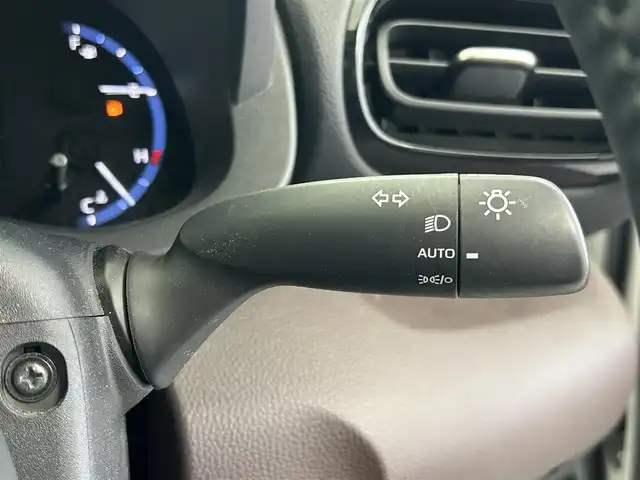 トヨタ ヤリスクロス Z 福井県 2022(令4)年 1.3万km ホワイトパールクリスタルシャイン デイスプレイオーディオ/【AM/FM/CBluetooth/USB】/バックカメラ/ETC/トヨタセーフティセンス/・衝突軽減ブレーキ/・車線逸脱警報機能/・クルーズコントロール（追従有）/プッシュスタート/スマートキー/オートライト/オートハイビーム/LEDヘッドライド/パワーシート（運転席）/シートヒーター（運転席/助手席）/パワーバックドア/ドライブレコーダー