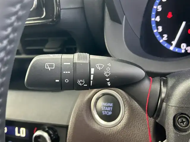 トヨタ ヤリスクロス Z 福井県 2022(令4)年 1.3万km ホワイトパールクリスタルシャイン デイスプレイオーディオ/【AM/FM/CBluetooth/USB】/バックカメラ/ETC/トヨタセーフティセンス/・衝突軽減ブレーキ/・車線逸脱警報機能/・クルーズコントロール（追従有）/プッシュスタート/スマートキー/オートライト/オートハイビーム/LEDヘッドライド/パワーシート（運転席）/シートヒーター（運転席/助手席）/パワーバックドア/ドライブレコーダー